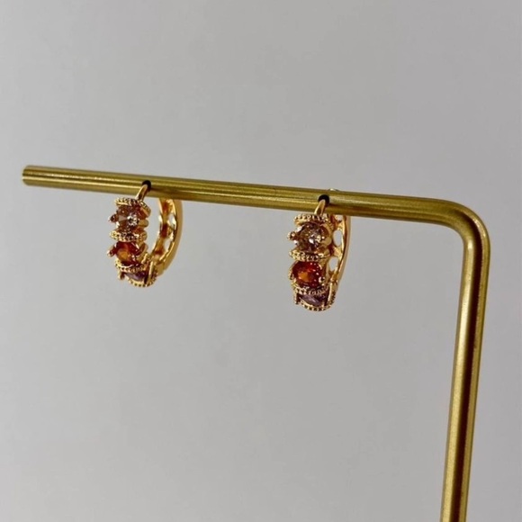 Beautiful Pair of High Quality Gold Plated French Hoop Earrings - Picture 3 of 3